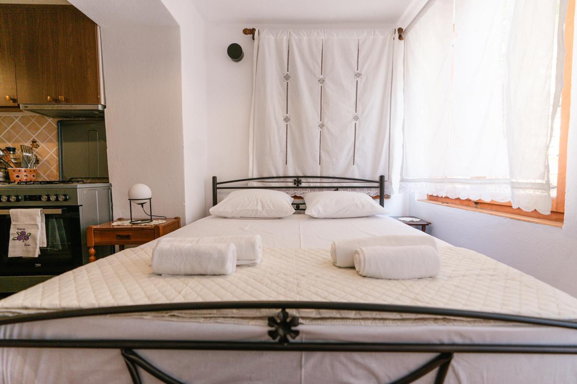 Petrichor Hotel Gjirokaster Ngoại thất bức ảnh