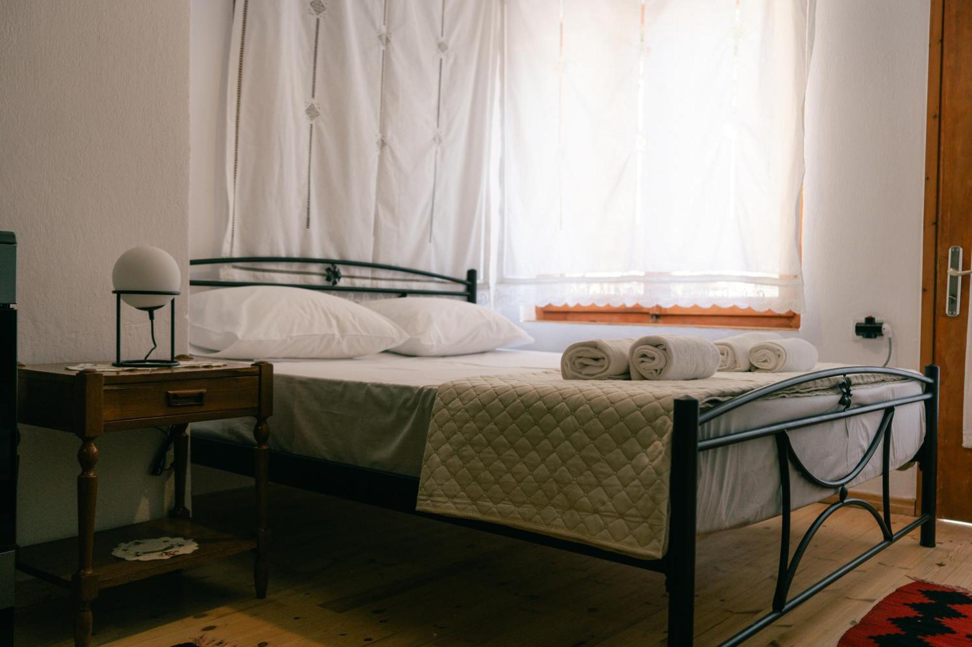 Petrichor Hotel Gjirokaster Ngoại thất bức ảnh